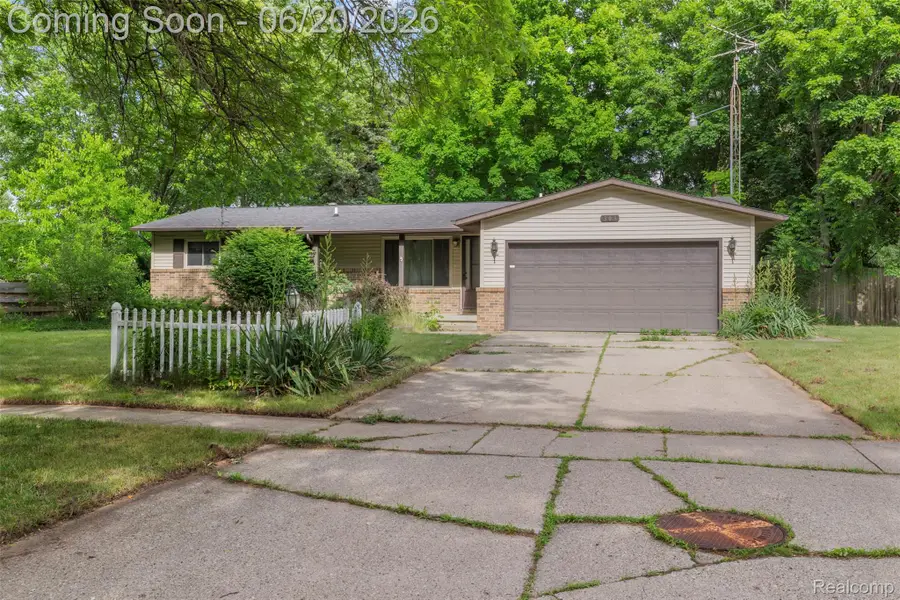 309 Windy Bluff, Flushing, MI 48433 - #2