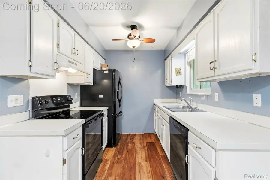 309 Windy Bluff, Flushing, MI 48433 - #3