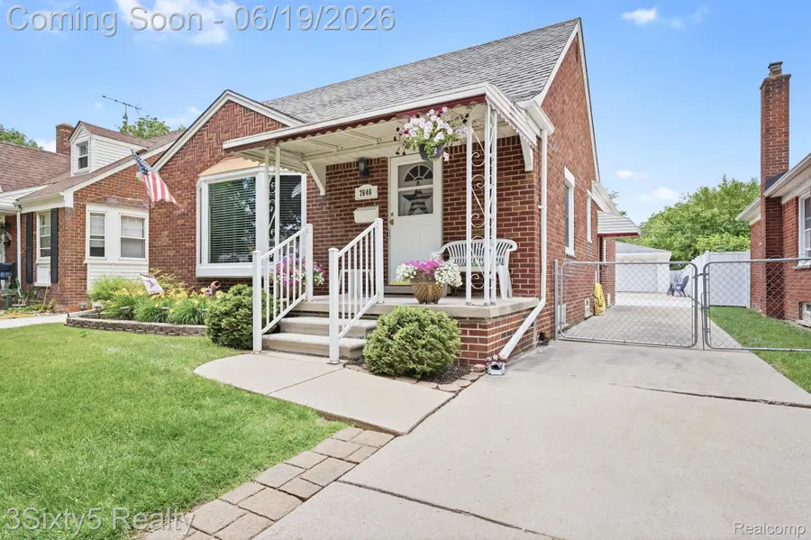 7646 Robinson Avenue, Allen Park, MI 48101 - #2