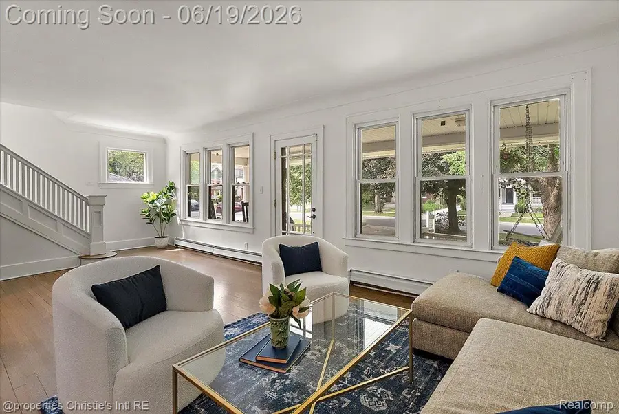 568 Saint Clair Avenue, Grosse Pointe, MI 48230 - #3