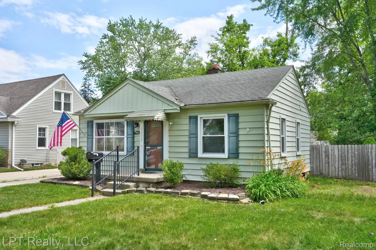 23038 Violet Street, Farmington, MI 48336 - #1