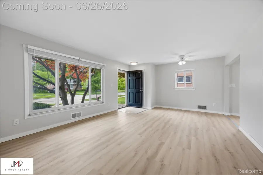 8250 Shari Drive, Westland, MI 48185 - #3