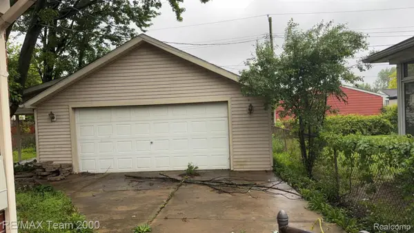 34881 Lynn Drive, Romulus, MI 48174