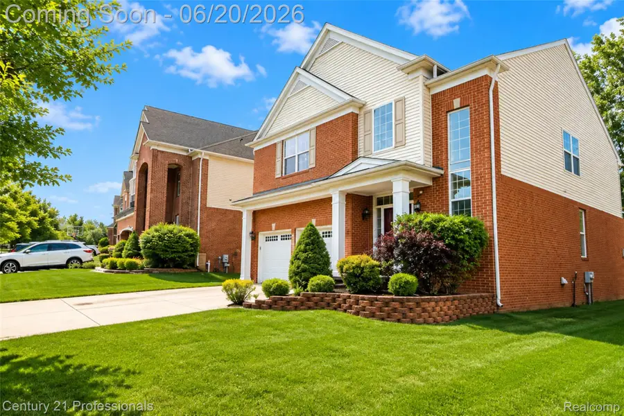 45248 Bartlett Drive, Novi, MI 48377 - #3