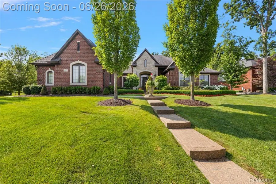 3071 Emeraude Court, Rochester, MI 48306 - #3