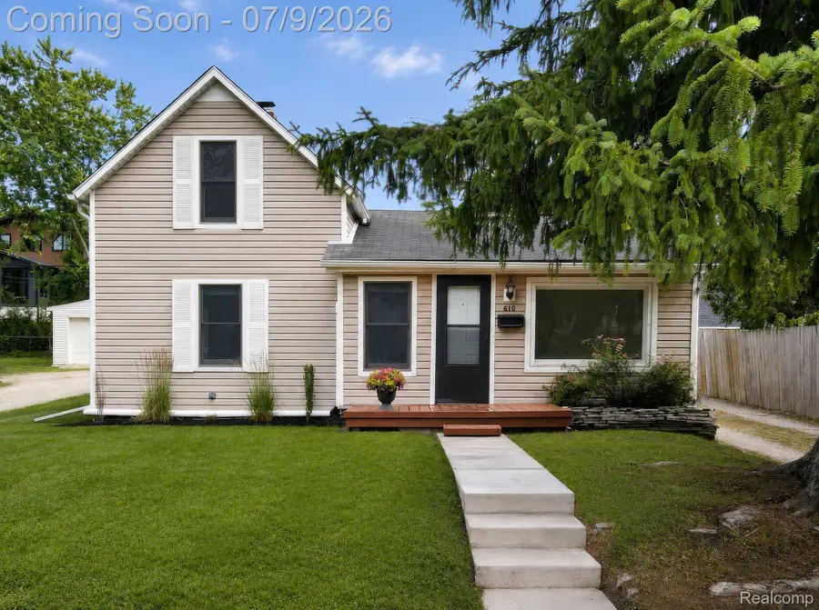 610 Quarter Street, Rochester, MI 48307 - #2