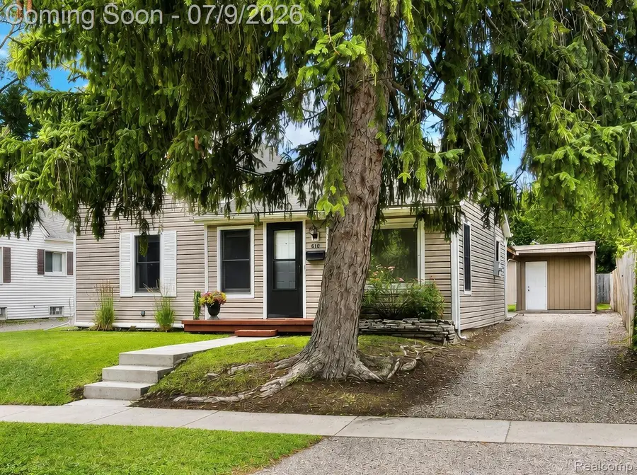 610 Quarter Street, Rochester, MI 48307 - #3