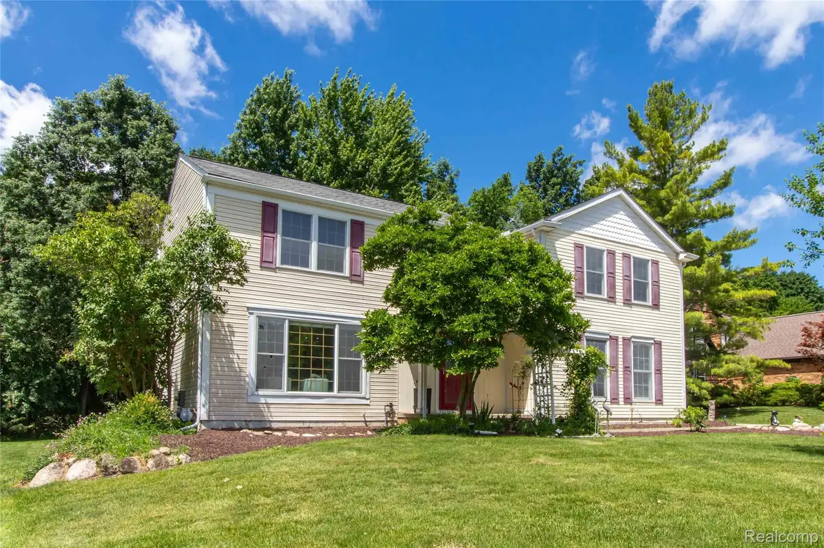 1880 Poppleton Drive, West Bloomfield, MI 48324 - #1