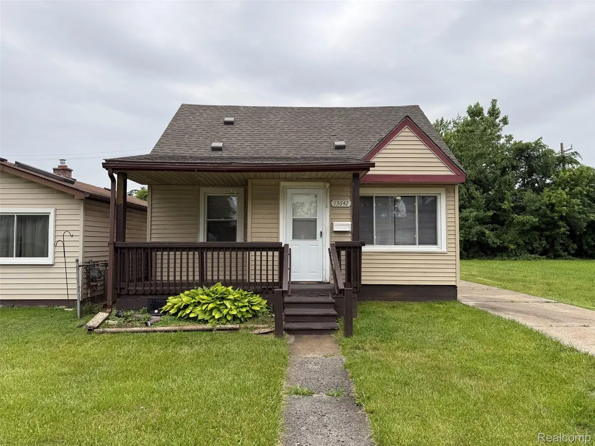 13642 Hendricks Avenue, Warren, MI 48089 - #1