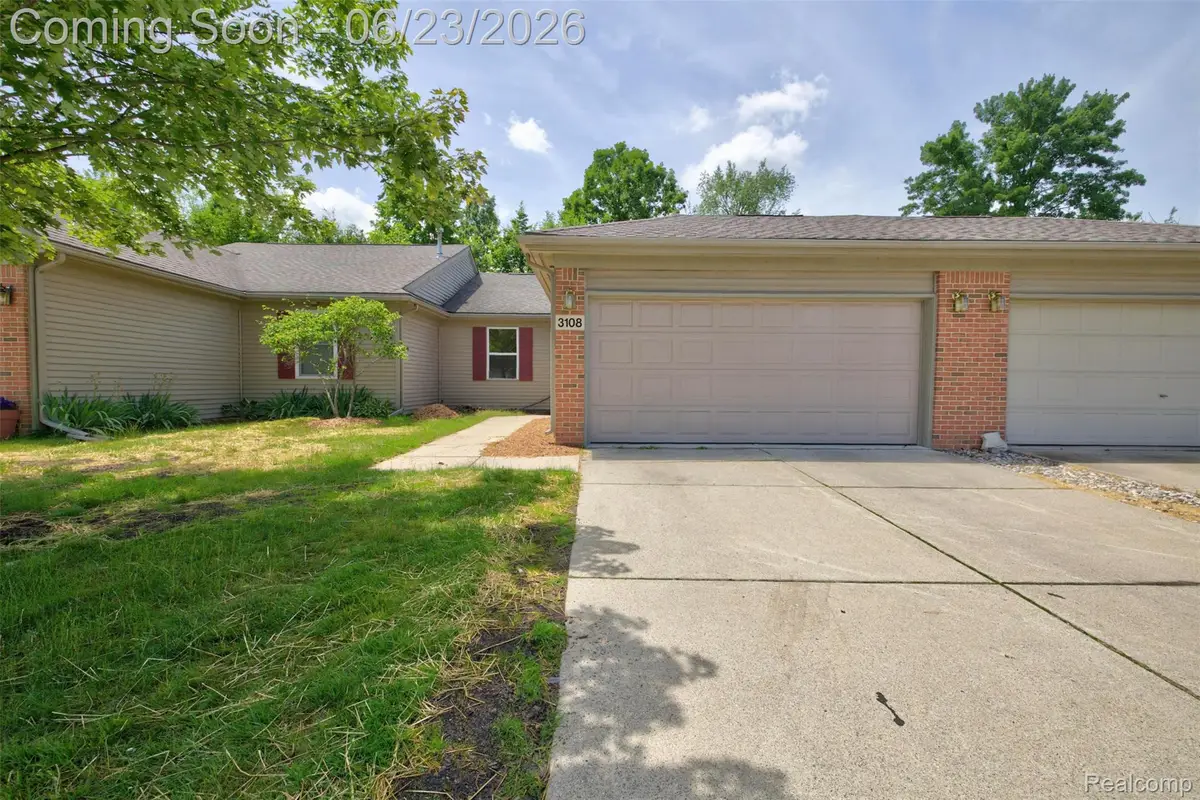 3108 Falcon Drive #25, Burton, MI 48519 - #1