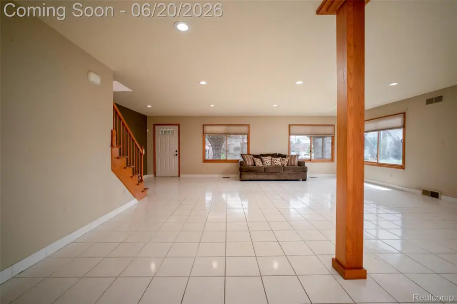5401 Ternes Street, Dearborn, MI 48126 - #2