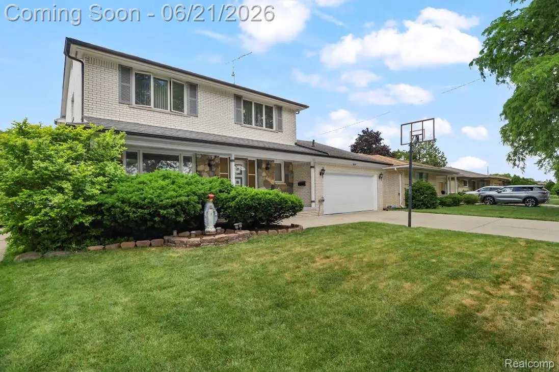 26449 Haverhill Drive, Warren, MI 48091 - #1