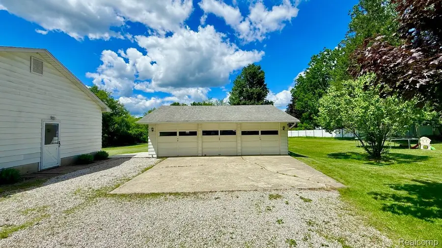 11495 E Richfield Road, Davison, MI 48423 - #3