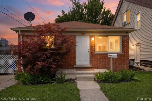 1303 College Avenue, LincolnPark, MI 48146