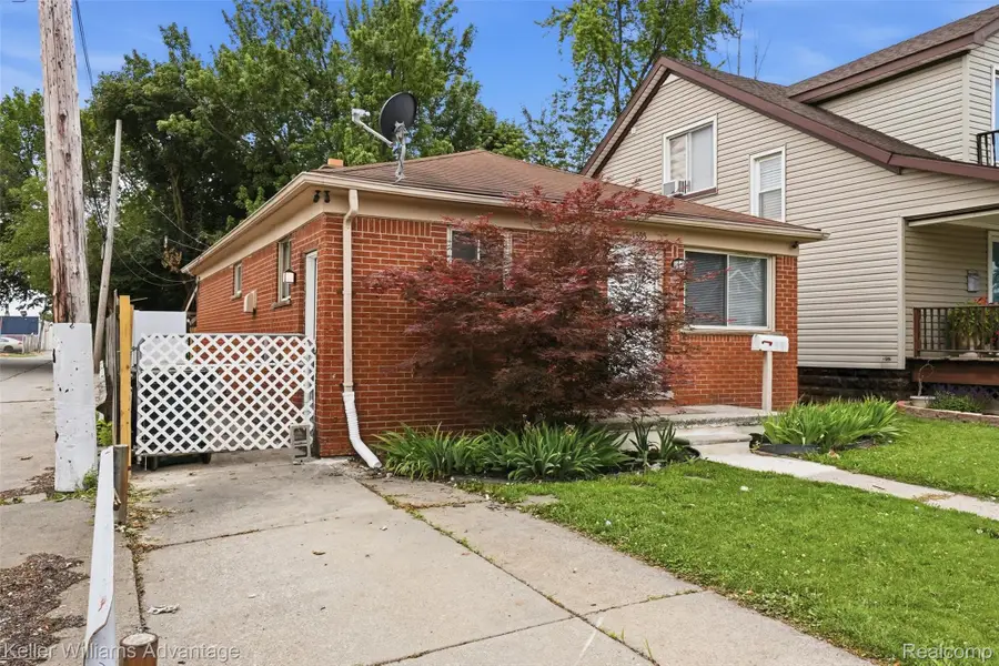 1303 College Avenue, Lincoln Park, MI 48146 - #3