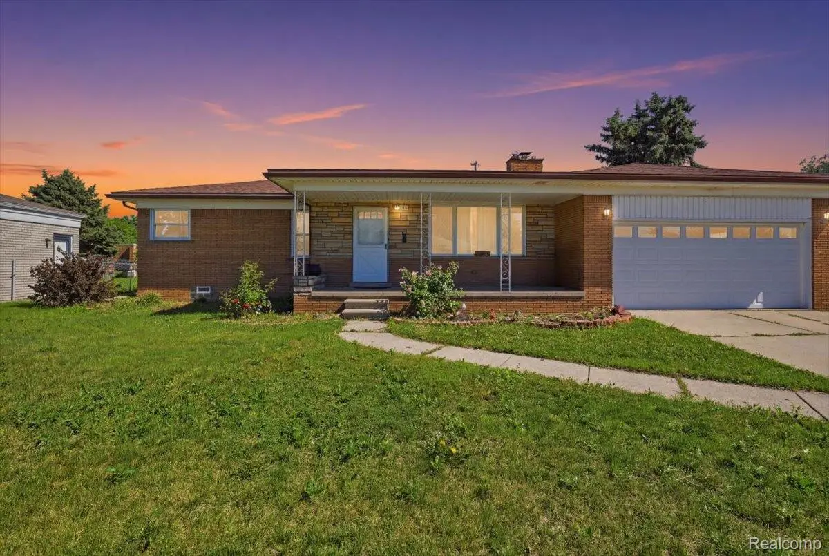 8565 Potomac Street, Center Line, MI 48015 - #1