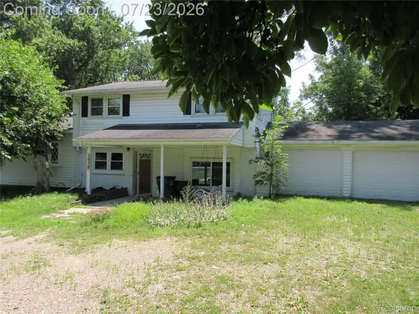 1575 Banmoor Drive, Troy, MI 48084