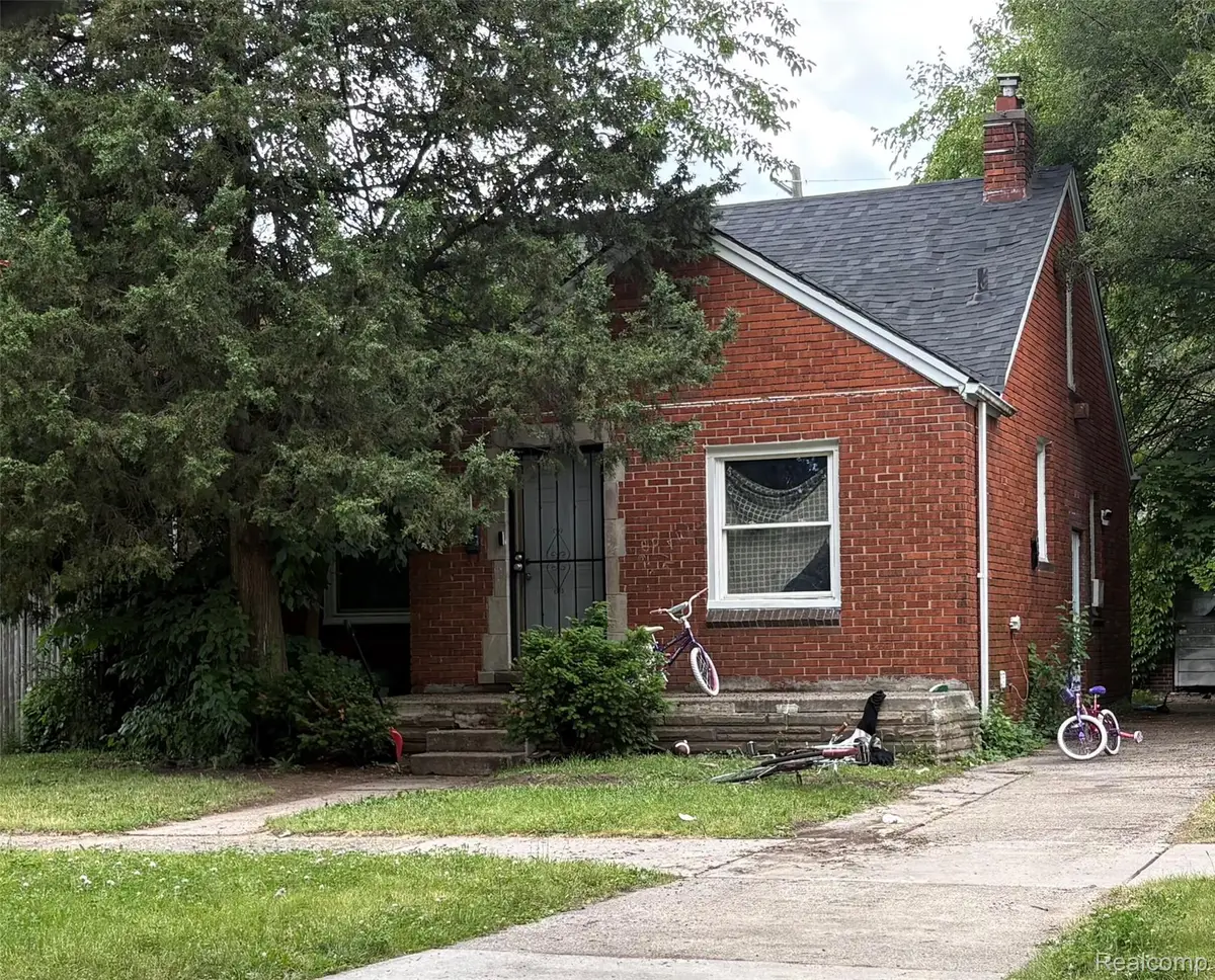 18609 Strasburg Street, Detroit, MI 48205 - #1