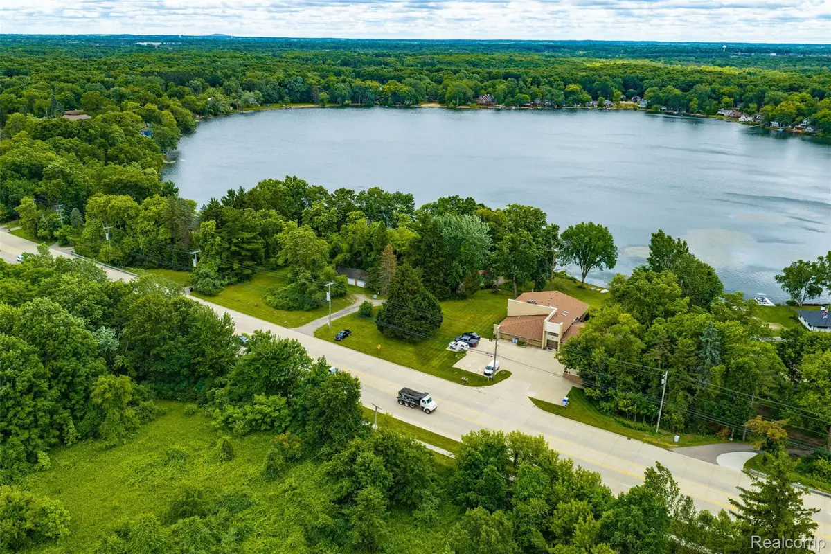 11034 Grand River Road, Brighton, MI 48116 - #1