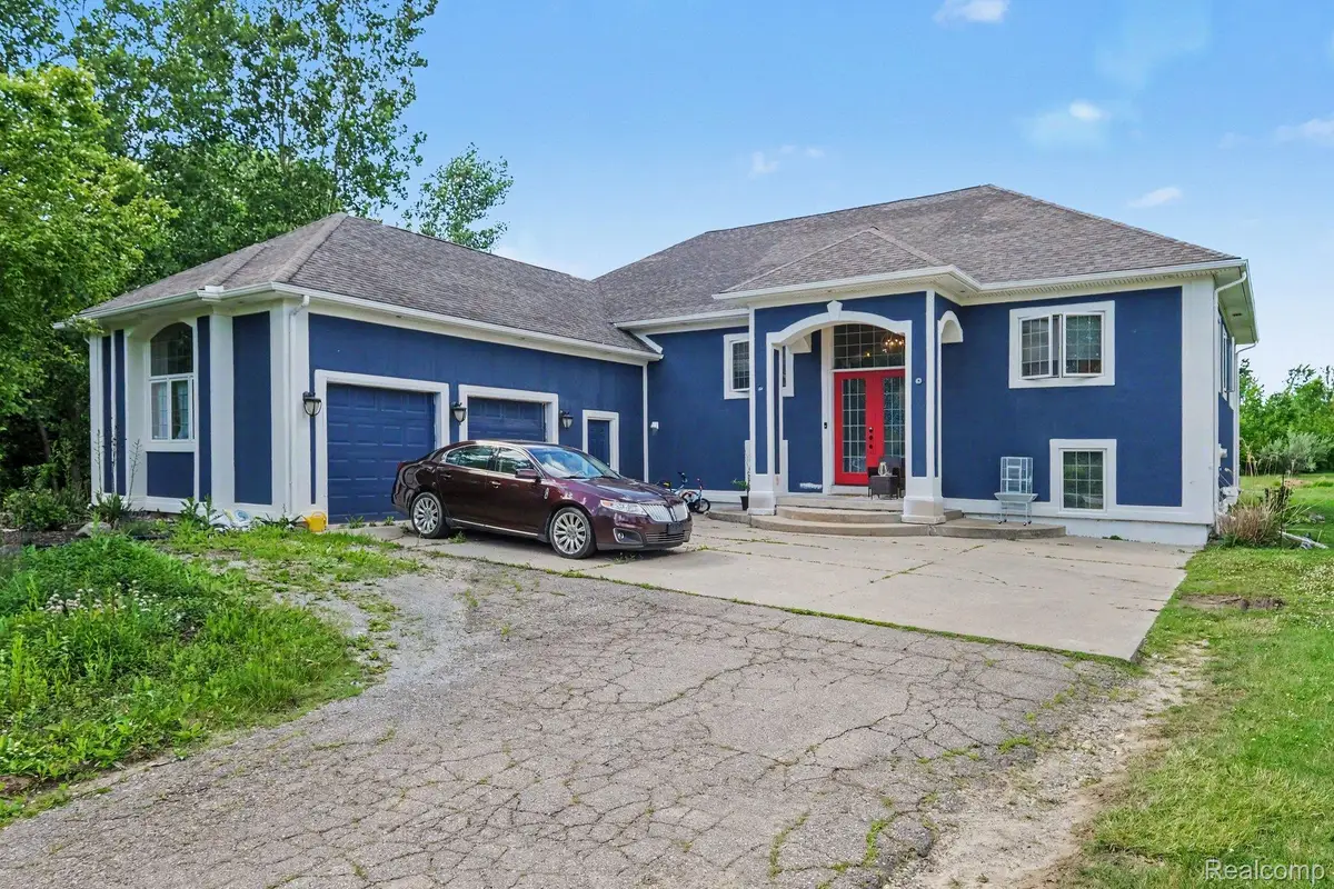4251 E Maple Avenue, Burton, MI 48439 - #1