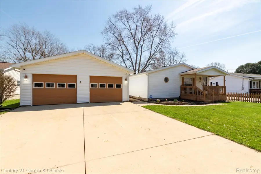 15088 Norway Street, Monroe, MI 48161 - #2