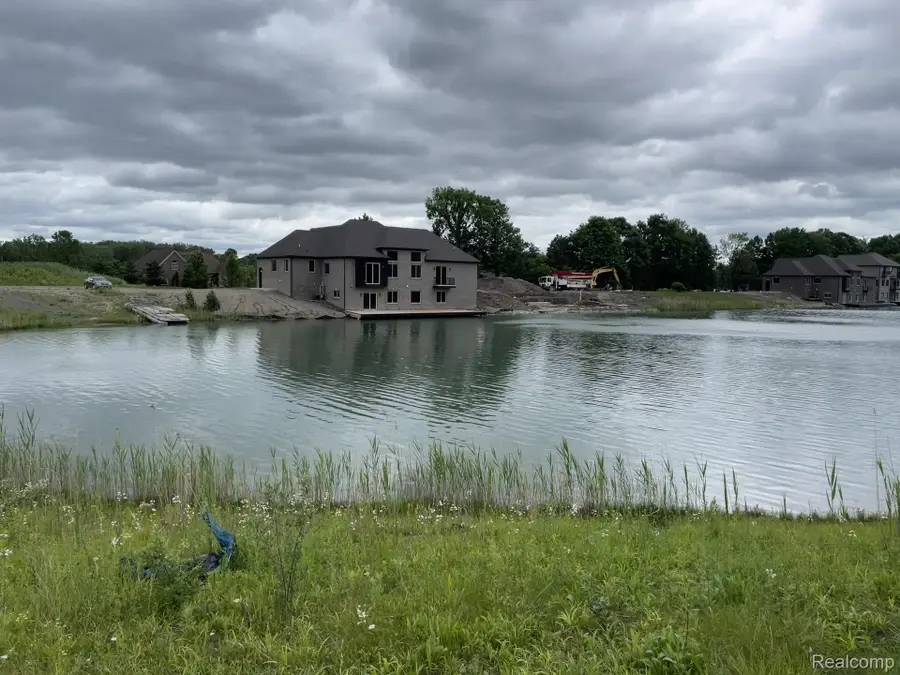 68651 Lake Angela Pointe, Richmond, MI 48062 - #2