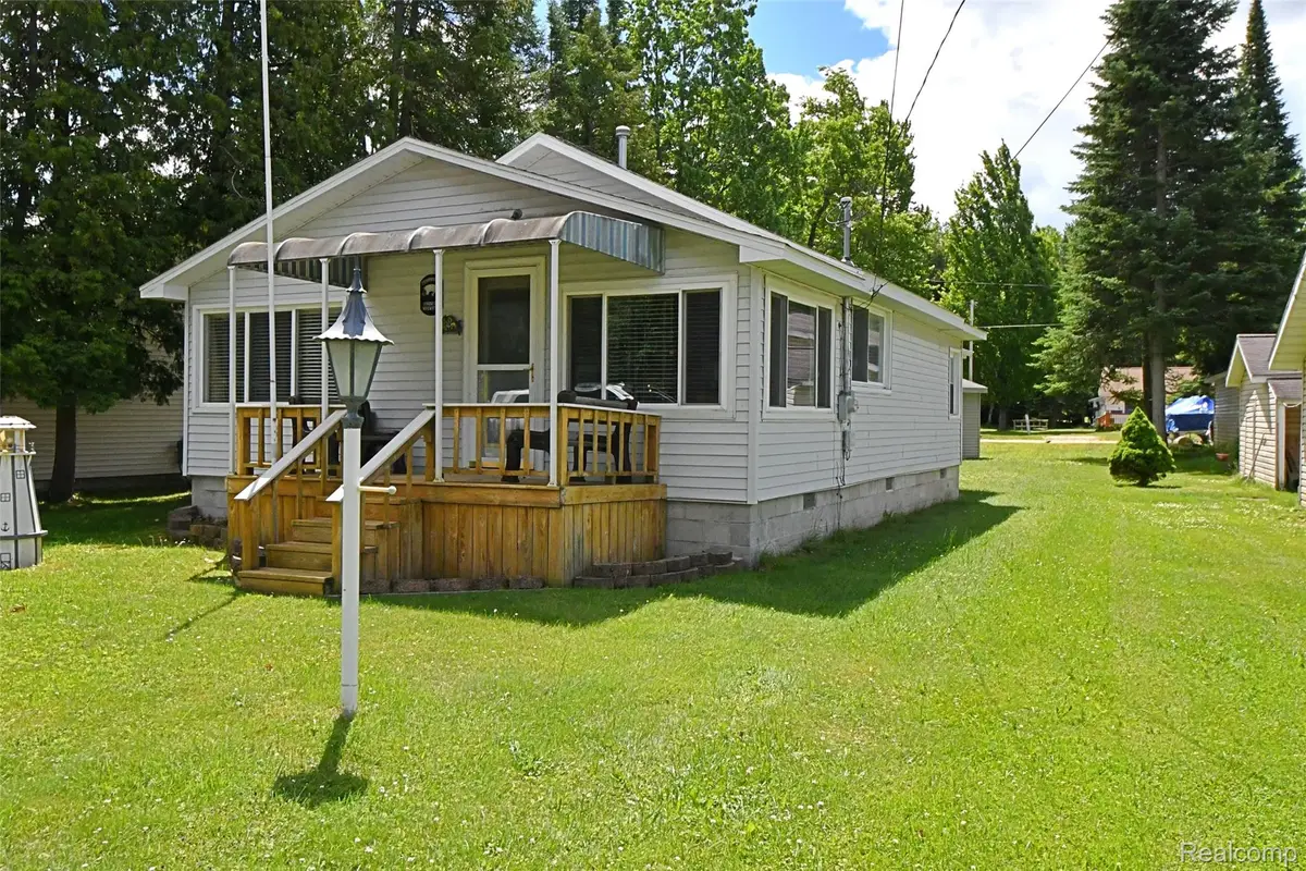 6622 Sunset Drive, Richfield, MI 48656 - #1