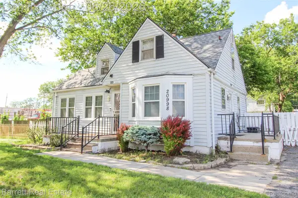 20998 Westhaven Avenue, Southfield, MI 48075