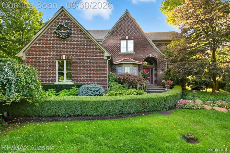 8033 Pine Ridge Court, Northville, MI 48168 - #3