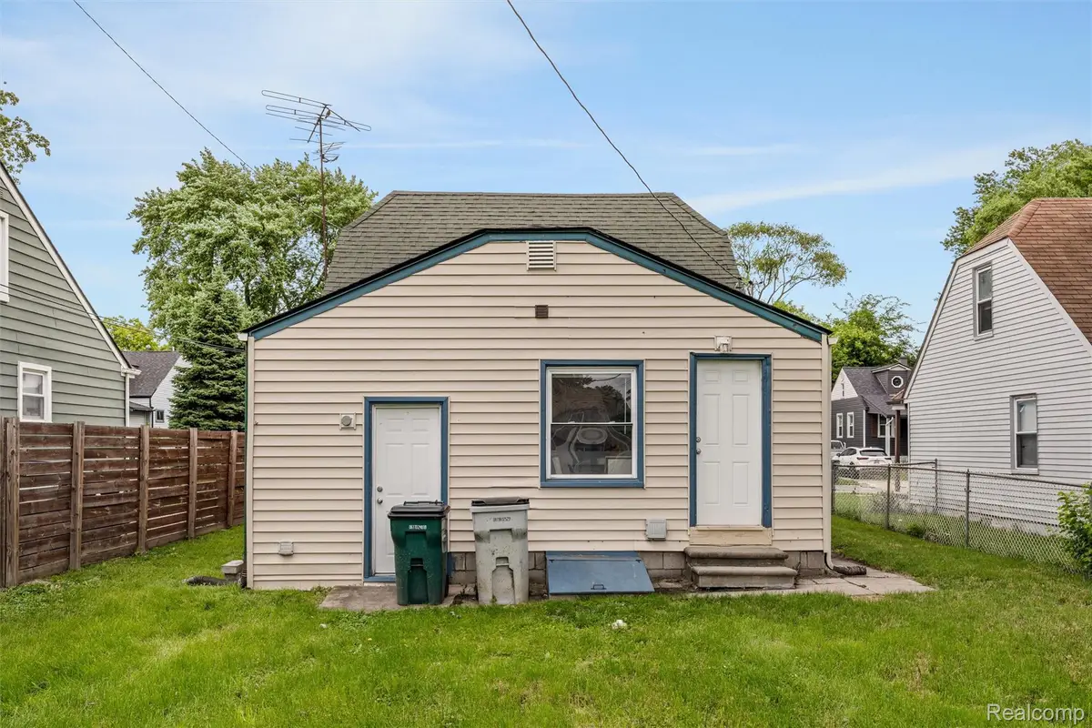 23337 Reynolds Avenue, Hazel Park, MI 48030 - #1