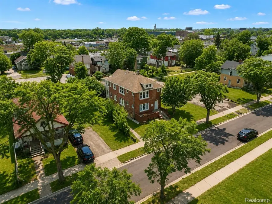 12186 Roselawn Street, Detroit, MI 48204 - #2