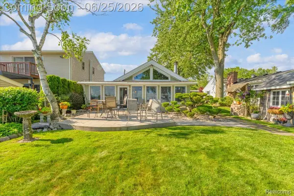 9905 Dixie Highway, Ira, MI 48023