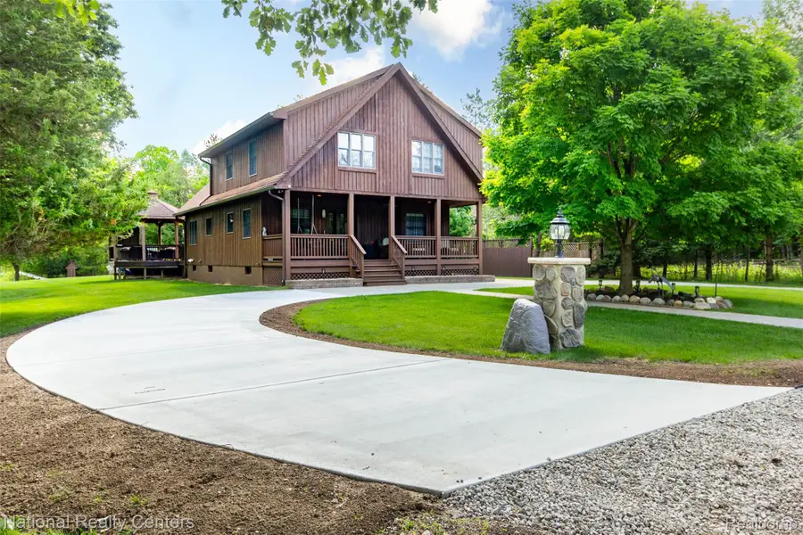 8706 Buckland Drive, Northfield, MI 48178 - #2