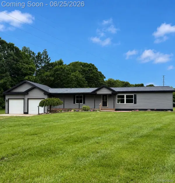 3586 Columbiaville Road, Columbiaville, MI 48421