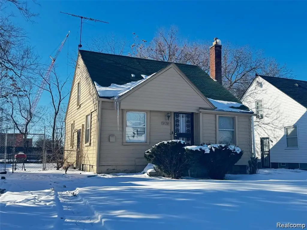 9091 Ashton Avenue, Detroit, MI 48228 - #1