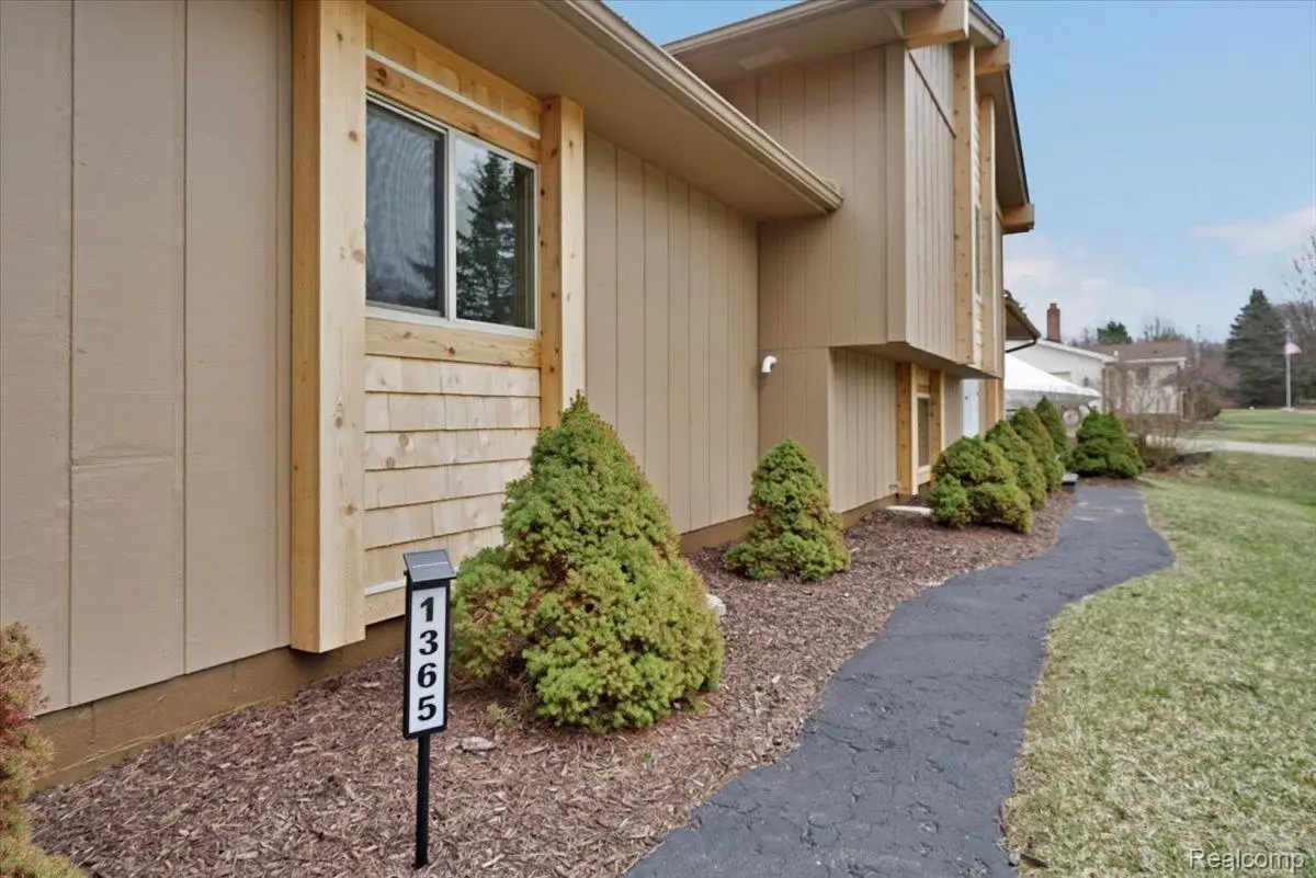 1365 Thistleridge, Groveland, MI 48442 - #1