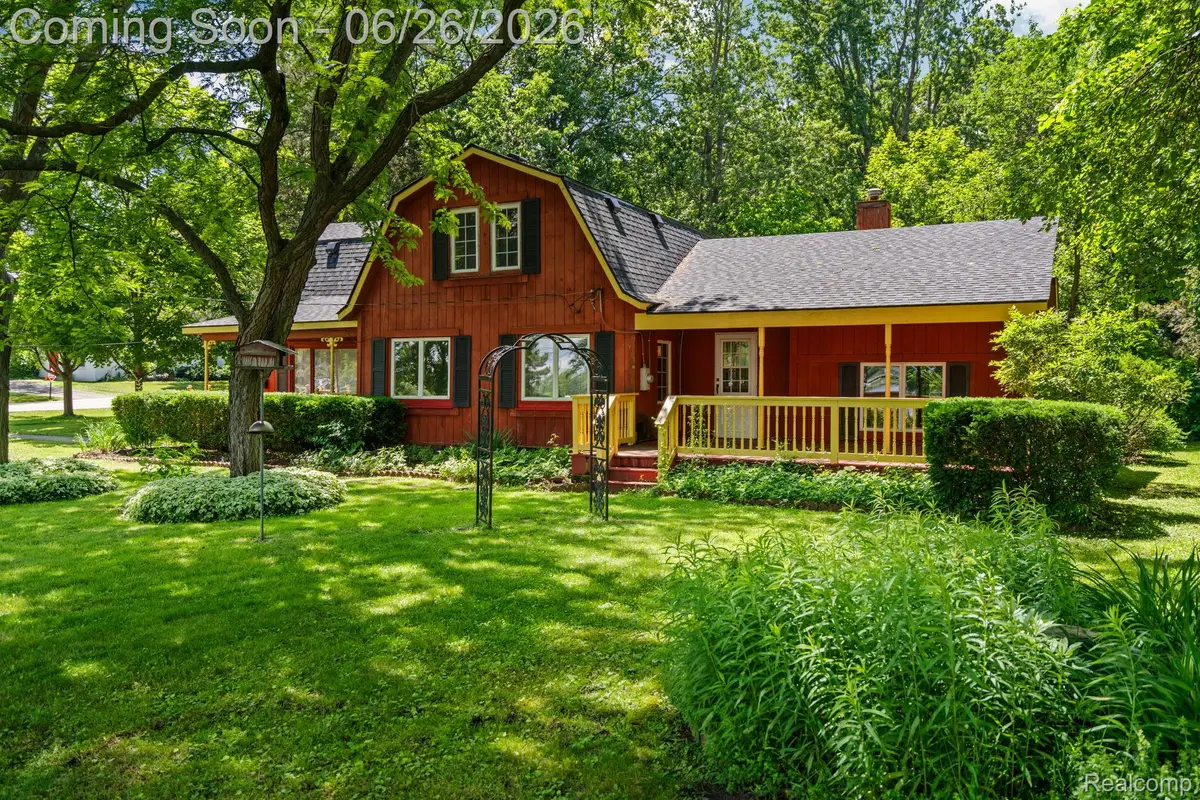 514 Lake Street, Howell, MI 48843 - #1