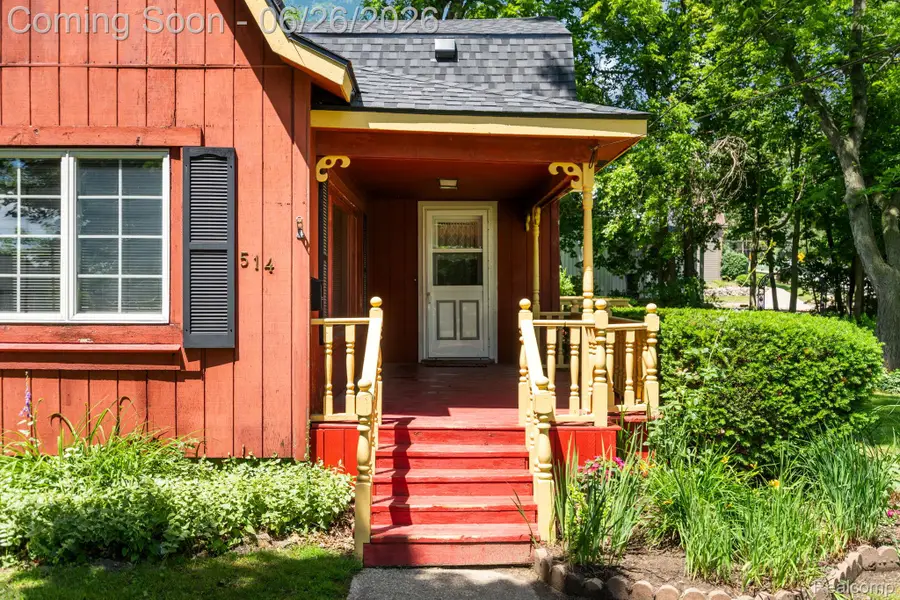 514 Lake Street, Howell, MI 48843 - #2
