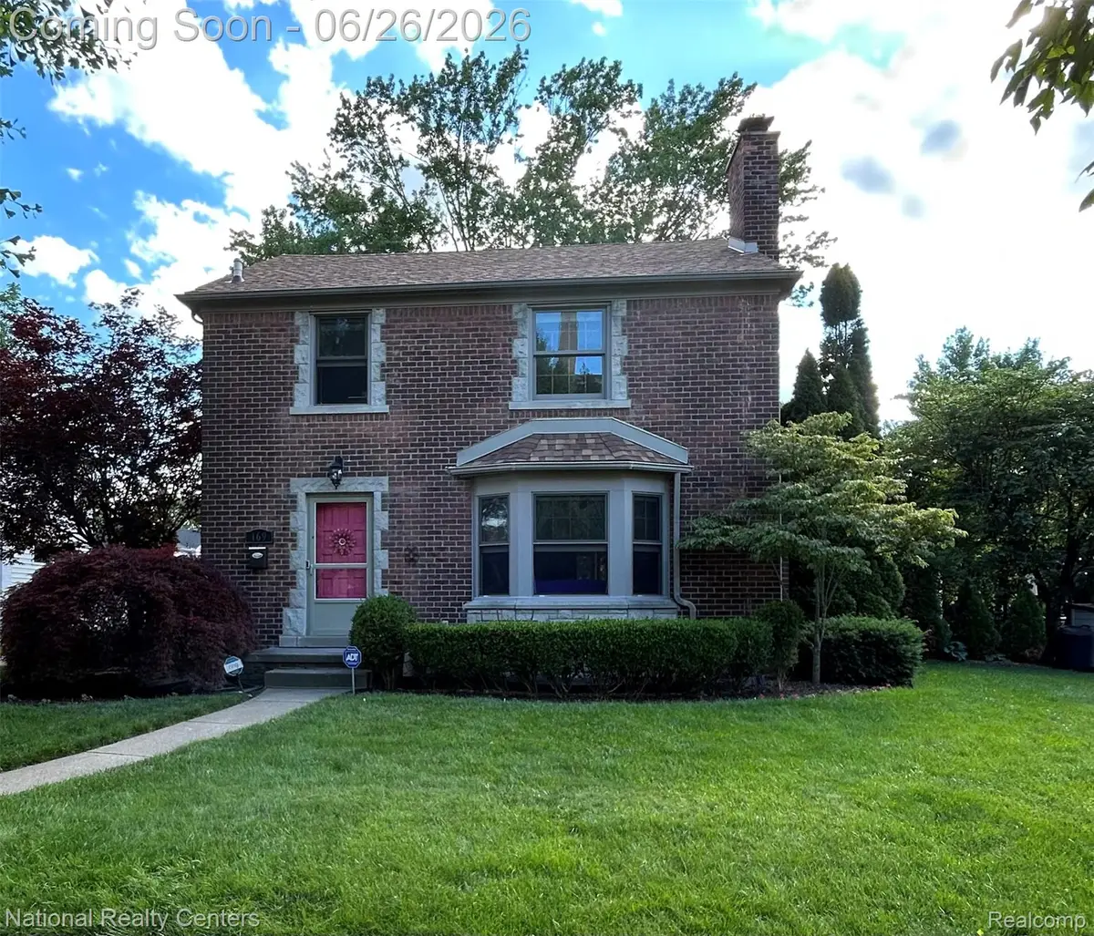 169 Mckinley Avenue, Grosse Pointe Farms, MI 48236 - #1