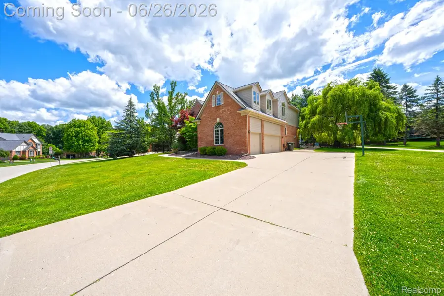 2619 Lambeth Park, Rochester Hills, MI 48306 - #3