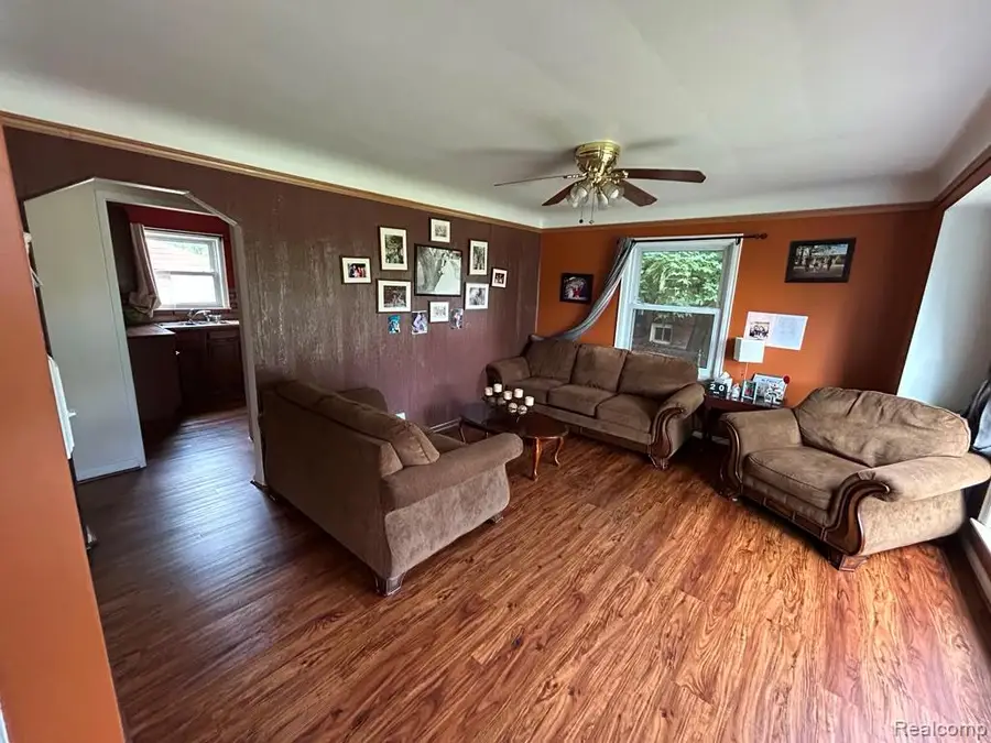 1011 Harrison Blv Harrison Blv, Lincoln Park, MI 48146 - #2