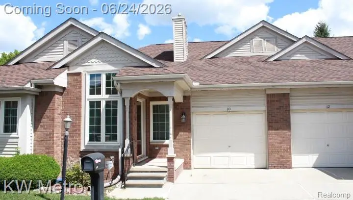 10 Canfield Circle #5, Dearborn Heights, MI 48127 - #1