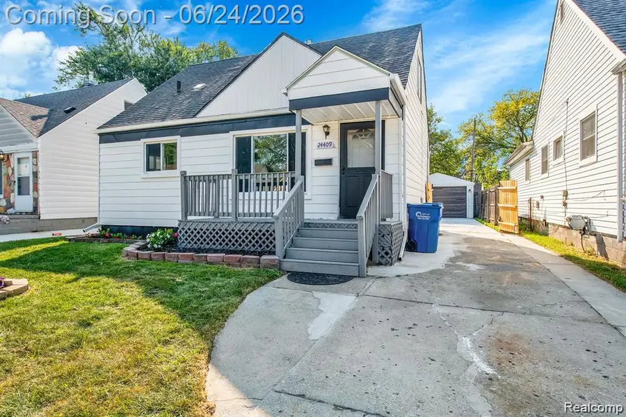 24409 Bolam Avenue, Warren, MI 48089 - #3