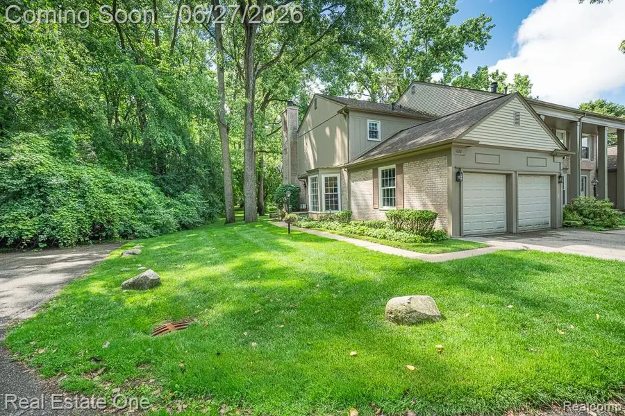 1222 Kings Cove Court #244, Rochester Hills, MI 48306 - #2