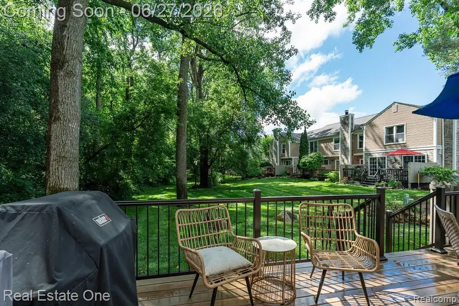 1222 Kings Cove Court #244, Rochester Hills, MI 48306 - #3