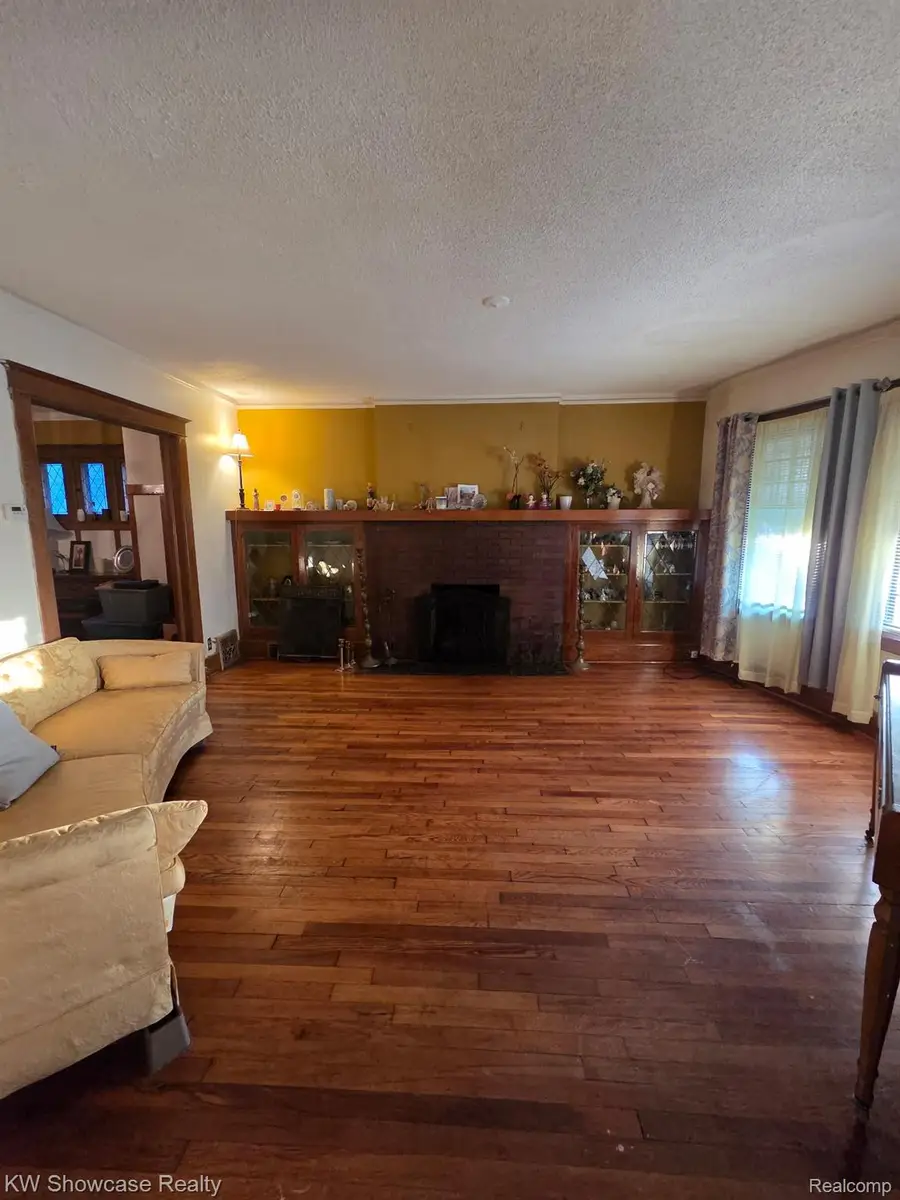917 Burlingame Street, Detroit, MI 48202 - #2