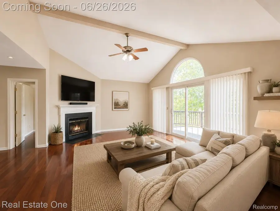 2140 W View Court, Orion, MI 48360 - #2