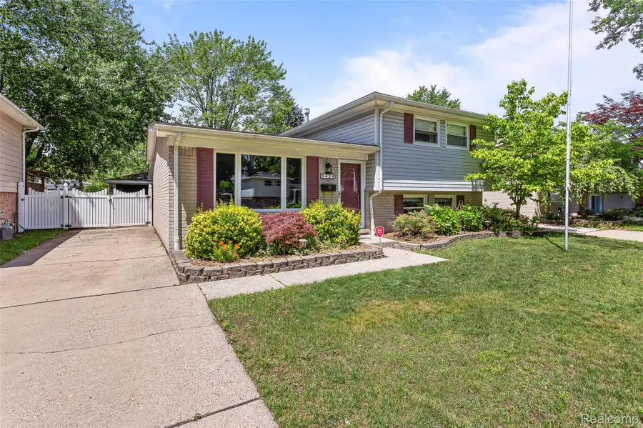9428 Elm Street, Taylor, MI 48180 - #2