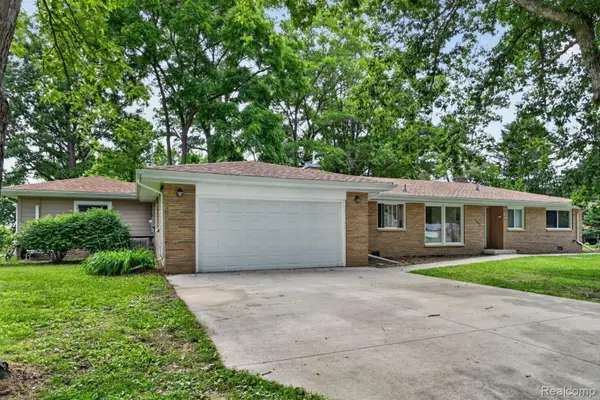 4877 Orchard Lane, Owosso, MI 48867