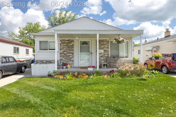 23421 Allor Street, StClairShores, MI 48082